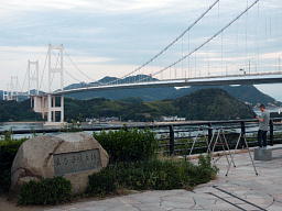 C勴